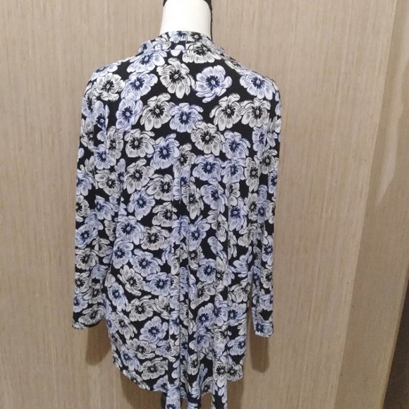 Charter Club floral v-neck blouse sz XXL - Picture 2 of 5